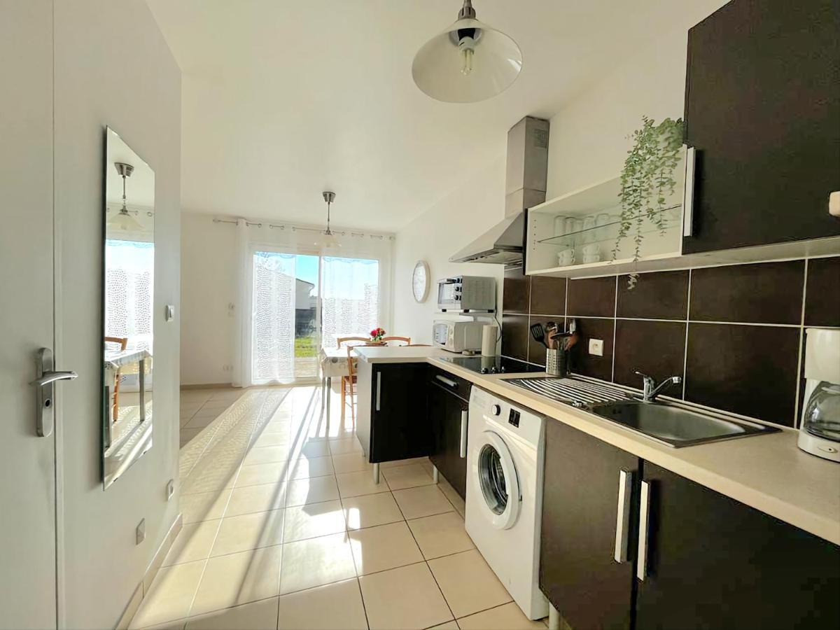 Logement Thermale Et De Tourisme Les Acacias 2 Jonzac Zewnętrze zdjęcie