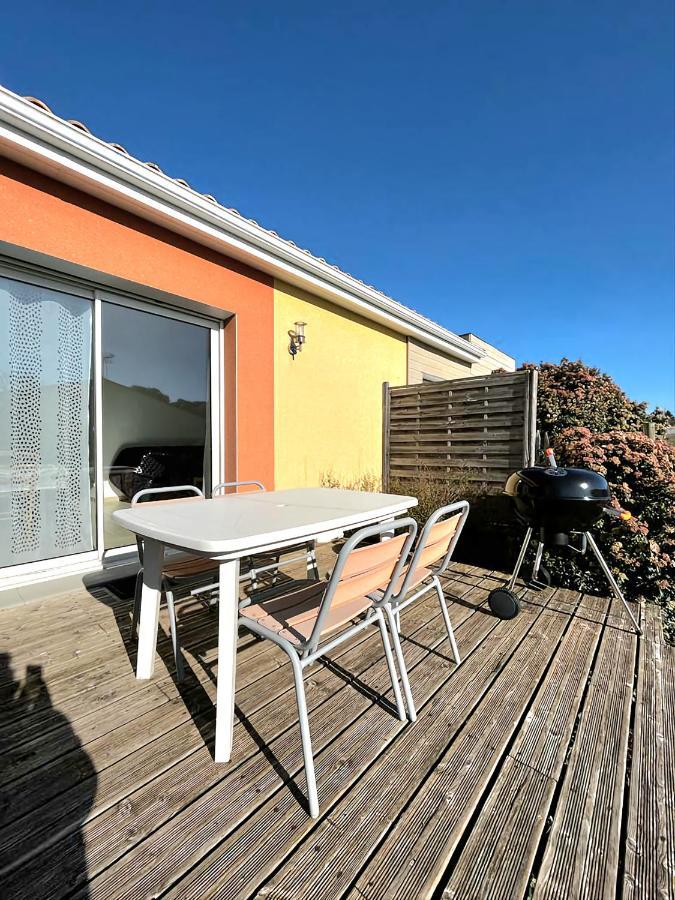Logement Thermale Et De Tourisme Les Acacias 2 Jonzac Zewnętrze zdjęcie